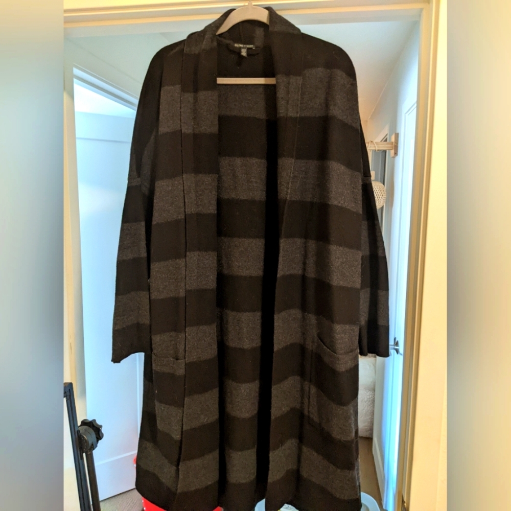 LIKE NEW EILEEN FISHER WOOL COAT
